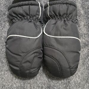 Cozy Black Kids Mittens